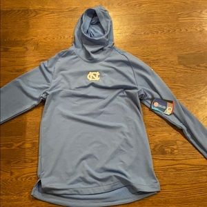 Women’s funnel neck long sleeved shirt